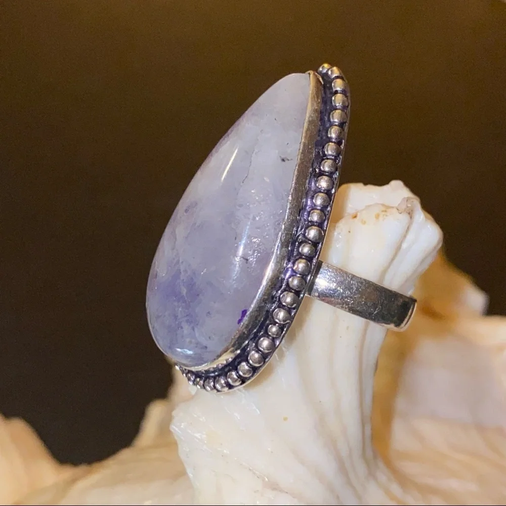 Rainbow Moonstone teardrop gemstone ring. - Picture 4 of 10